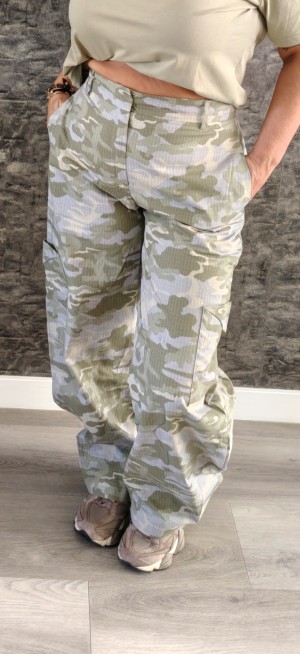 Camouflage jeans baby blue ivivi 7904