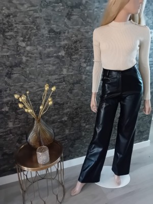 Lederlook wide leg 