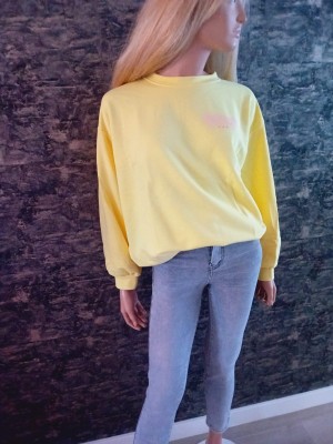 Sweater yellow the best cities