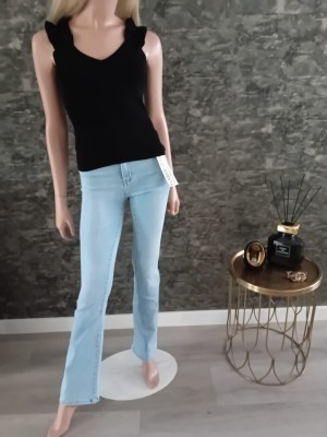 Top met ruchel bandje  zwart MCY02948