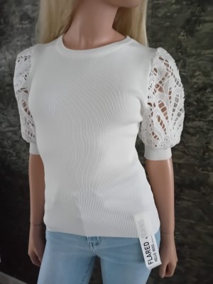 Top pof creme.wit by clara D7253