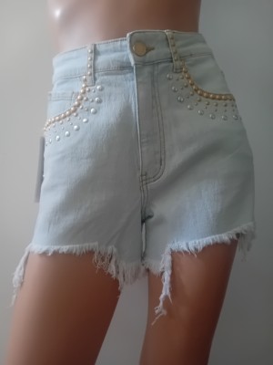 Jeansshort studds queen hearts 