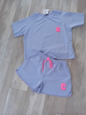 Tweedelig comfy set C meerdere kleuren verkrijgbaar 