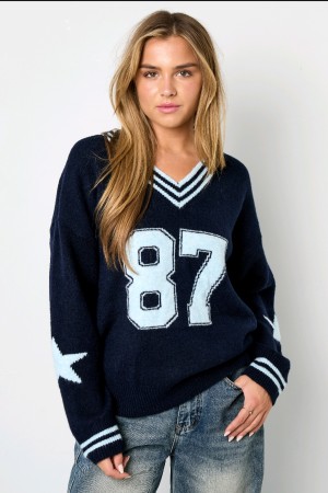 87 knitted sweater blue V 51385