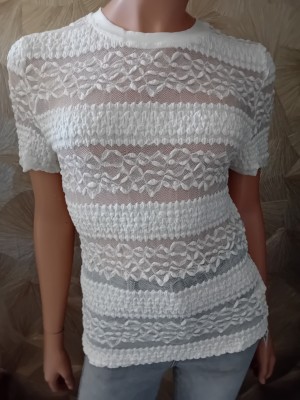 Lace top By clara CH 9566