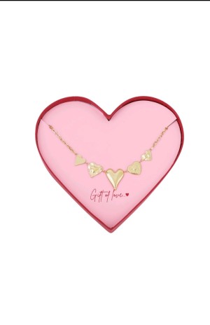 Gift of love set many hearts 24368